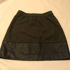 J. Crew Factory 60% Wool Houndstooth Checked Mini Skirt Faux Leather Size 0